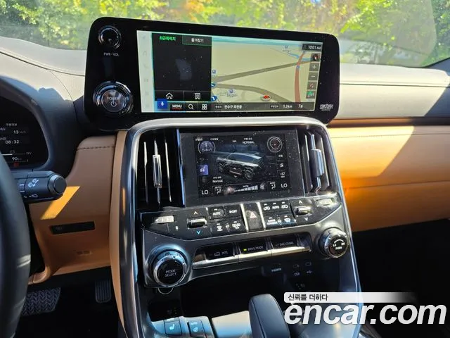 Lexus LX — Фото автомобиля 7
