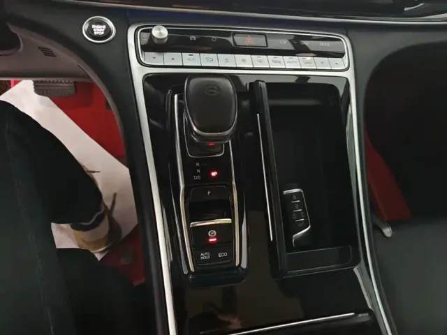 GAC Trumpchi M8 — Фото автомобиля 13