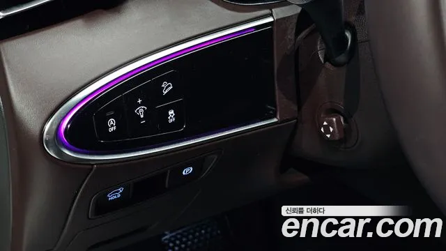 Genesis GV70 — Фото автомобиля 23
