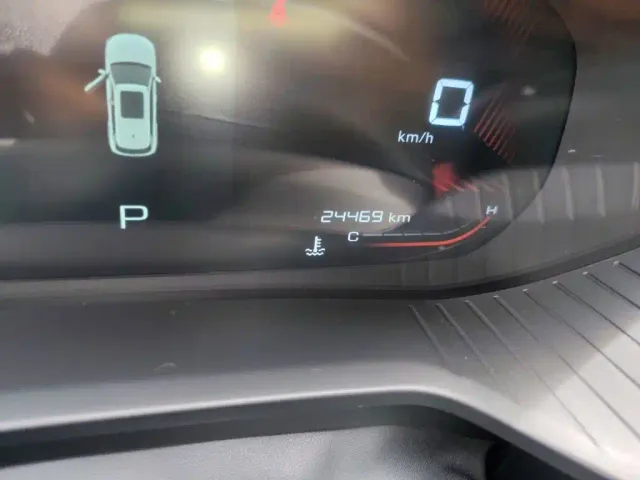 Wuling Asta — Фото автомобиля 4