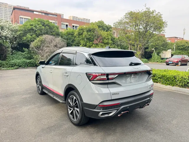 Dongfeng Fengshen AX7 — Фото автомобиля 5