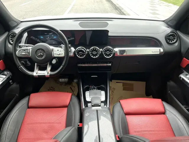 Mercedes-Benz GLB AMG — Фото автомобиля 3