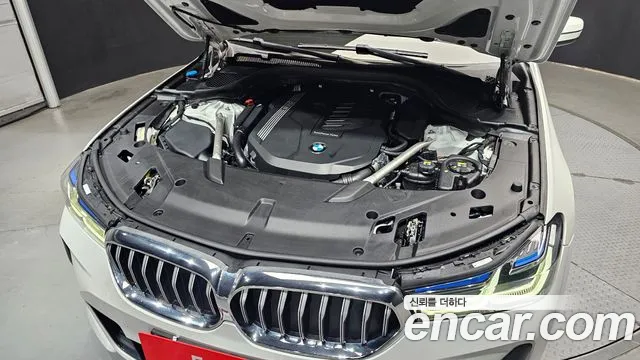 BMW Gran Turismo — Фото автомобиля 6