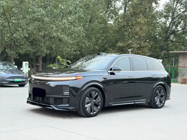 Фотография автомобиля — Li Auto L7