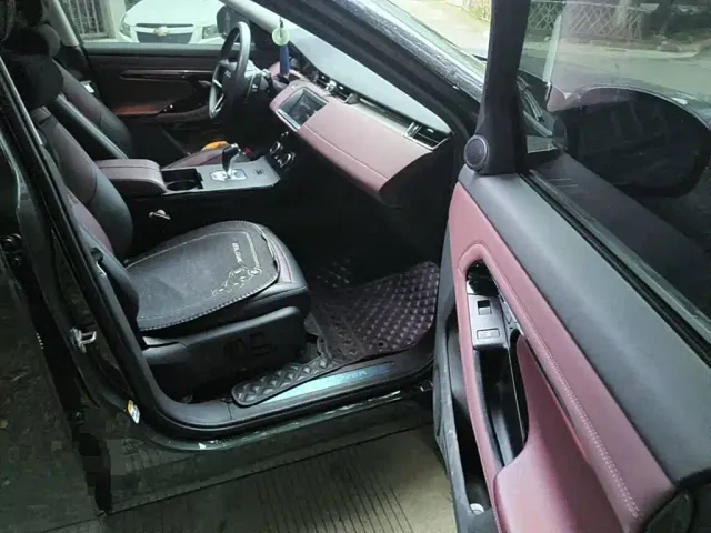 Land Rover Range Rover Evoque — Фото автомобиля 13