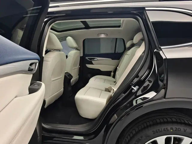 Buick Envision Plus — Фото автомобиля 13