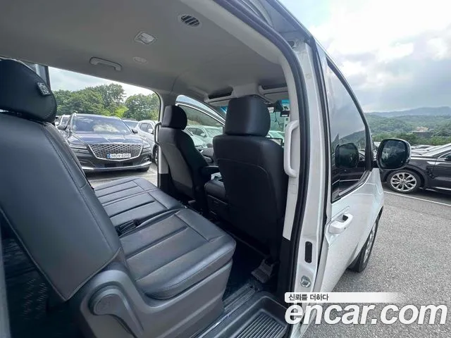 Hyundai Staria Staria Tourer 9 мест — Фото автомобиля 10