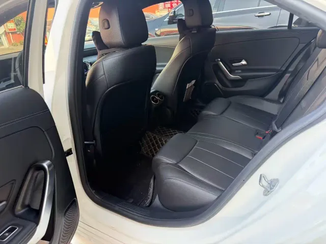 Mercedes-Benz A-Class — Фото автомобиля 13