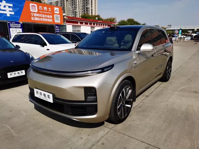 Фотография автомобиля — Li Auto L9