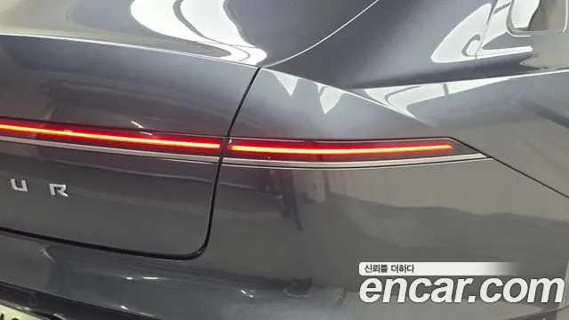 Hyundai Grandeur GN7 — Фото автомобиля 8