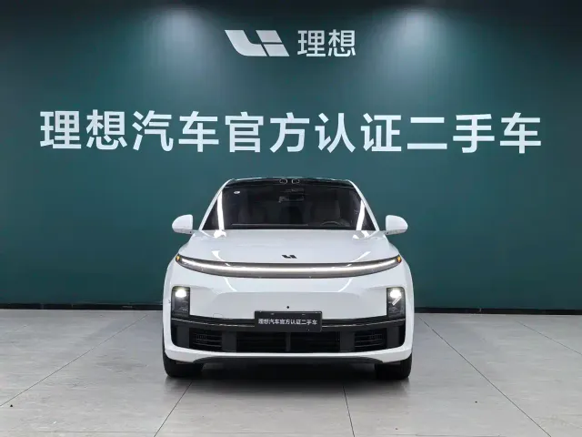 Li Auto L7 — Фото автомобиля 2