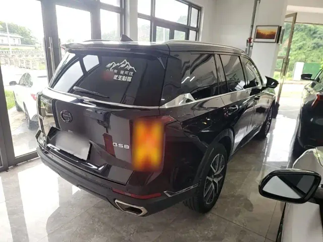 GAC Trumpchi GS8 — Фото автомобиля 6