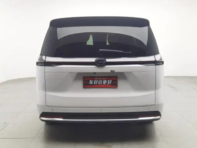 GAC Trumpchi E8 — Фото автомобиля 4