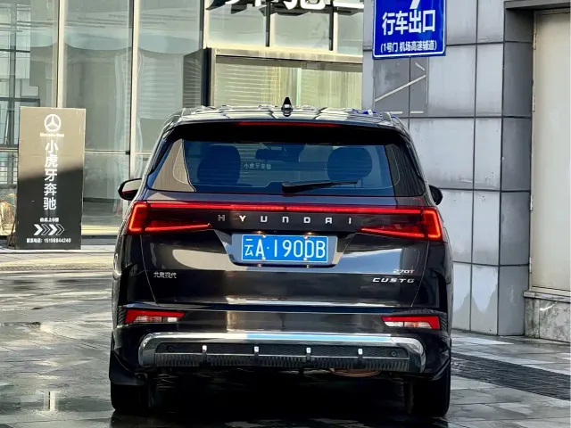 Hyundai Custo — Фото автомобиля 6