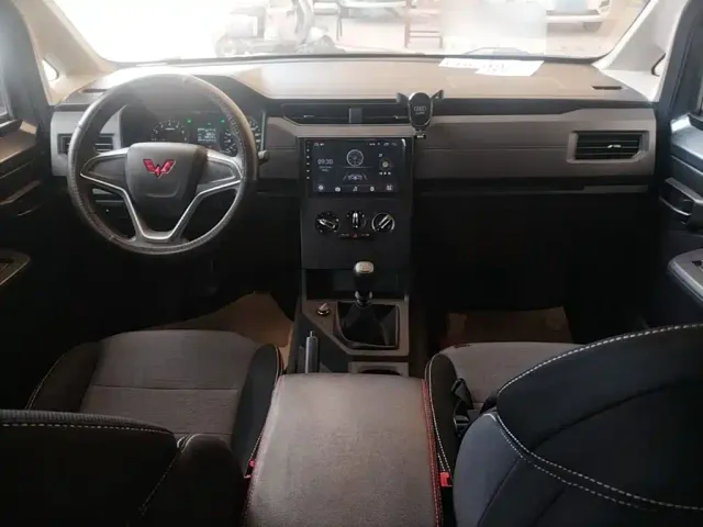 Wuling Zhengcheng — Фото автомобиля 5