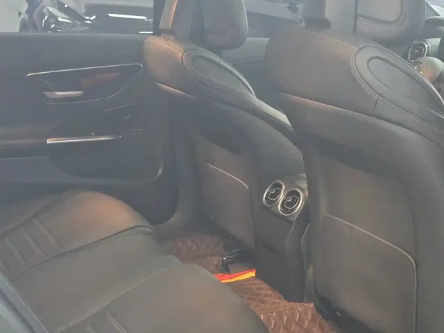 Mercedes-Benz C-Class — Фото автомобиля 8