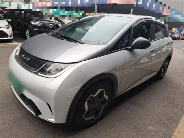 Фотография автомобиля — BYD Dolphin