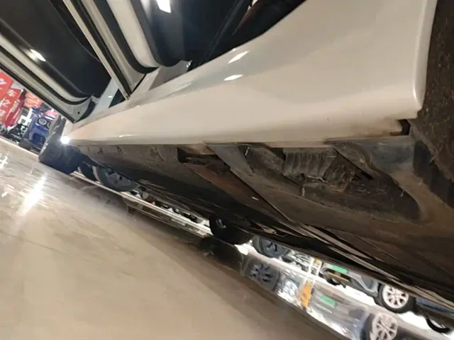 BMW 5 Series — Фото автомобиля 21