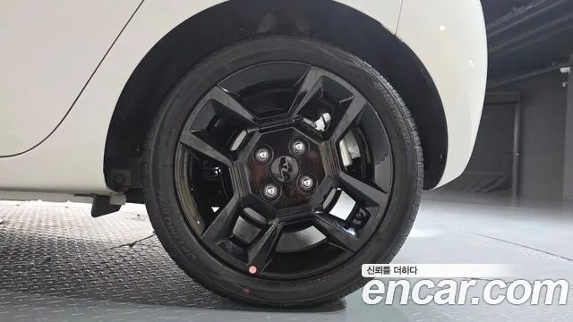 Kia RAY Новый Kia Ray Signature X Line — Фото автомобиля 16