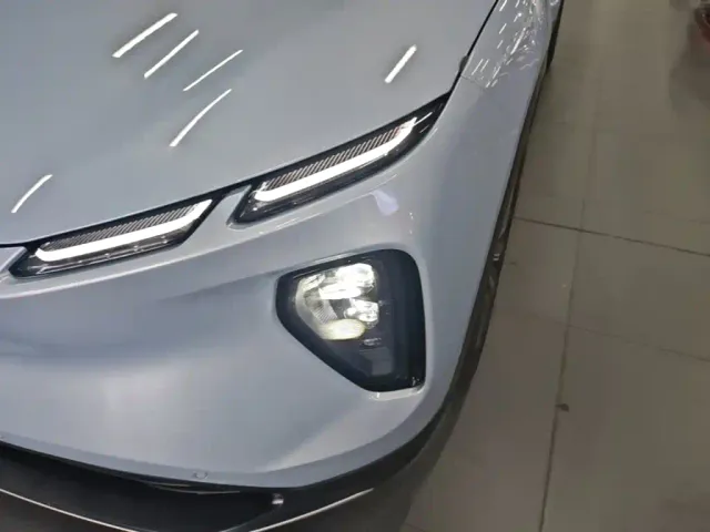 Nio EC6 — Фото автомобиля 23