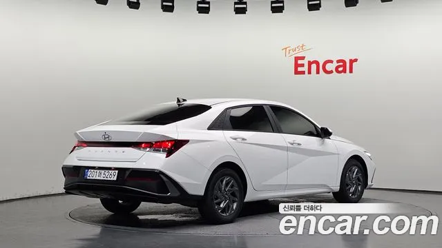 Hyundai AVANTE Smart — Фото автомобиля 2