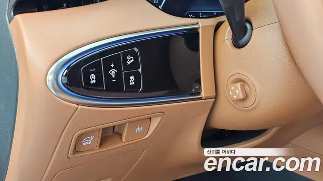 Genesis GV70 — Фото автомобиля 23