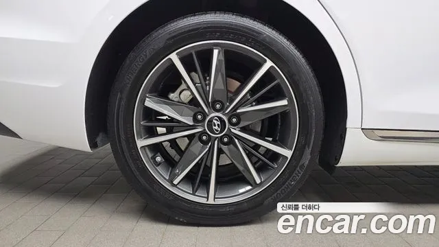 Hyundai Grandeur Grandeur (New) — Фото автомобиля 5
