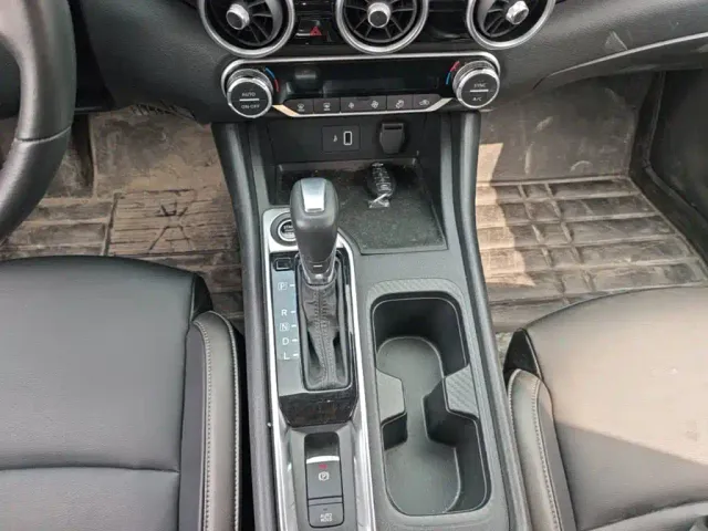 Nissan Sylphy — Фото автомобиля 13