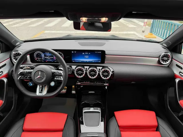 Mercedes-Benz A-Class AMG — Фото автомобиля 14