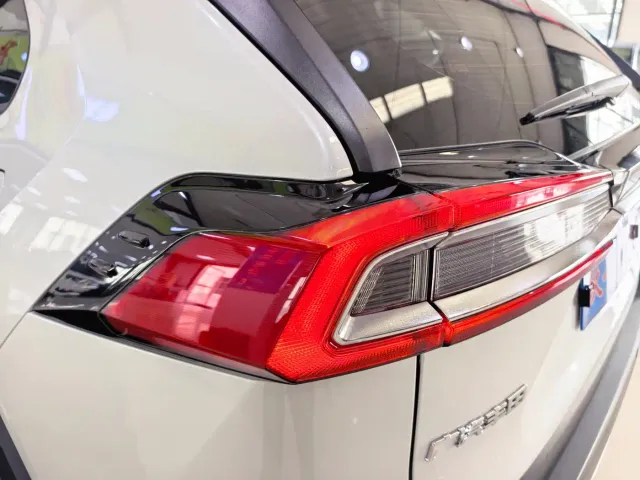 Toyota Wildlander — Фото автомобиля 11