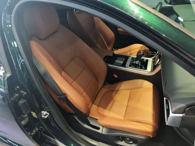 Jaguar XEL — Фото автомобиля 24