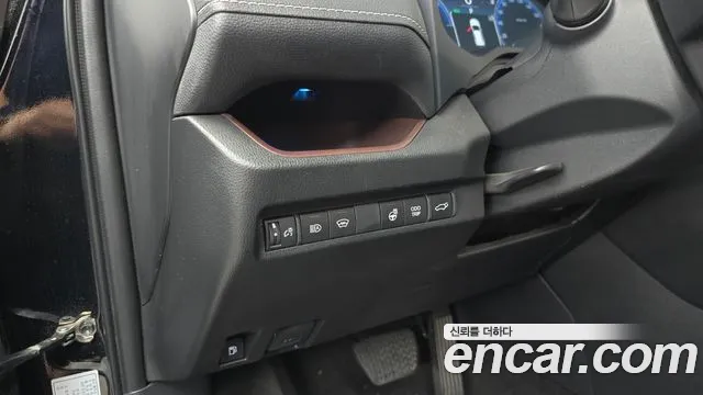 Toyota RAV4 Generation 5 — Фото автомобиля 27