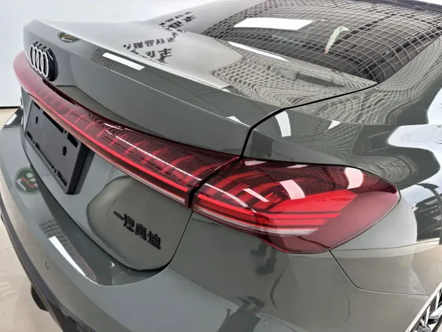 Audi A5L — Фото автомобиля 9