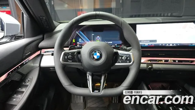 BMW 5 Series G60 — Фото автомобиля 19