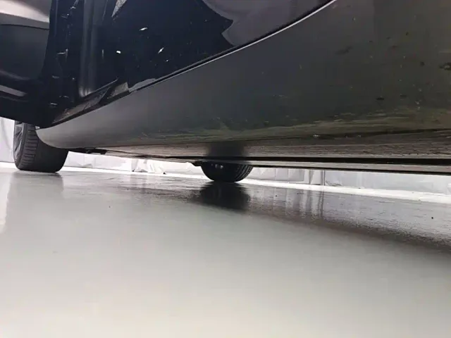 Tesla Model Y — Фото автомобиля 21