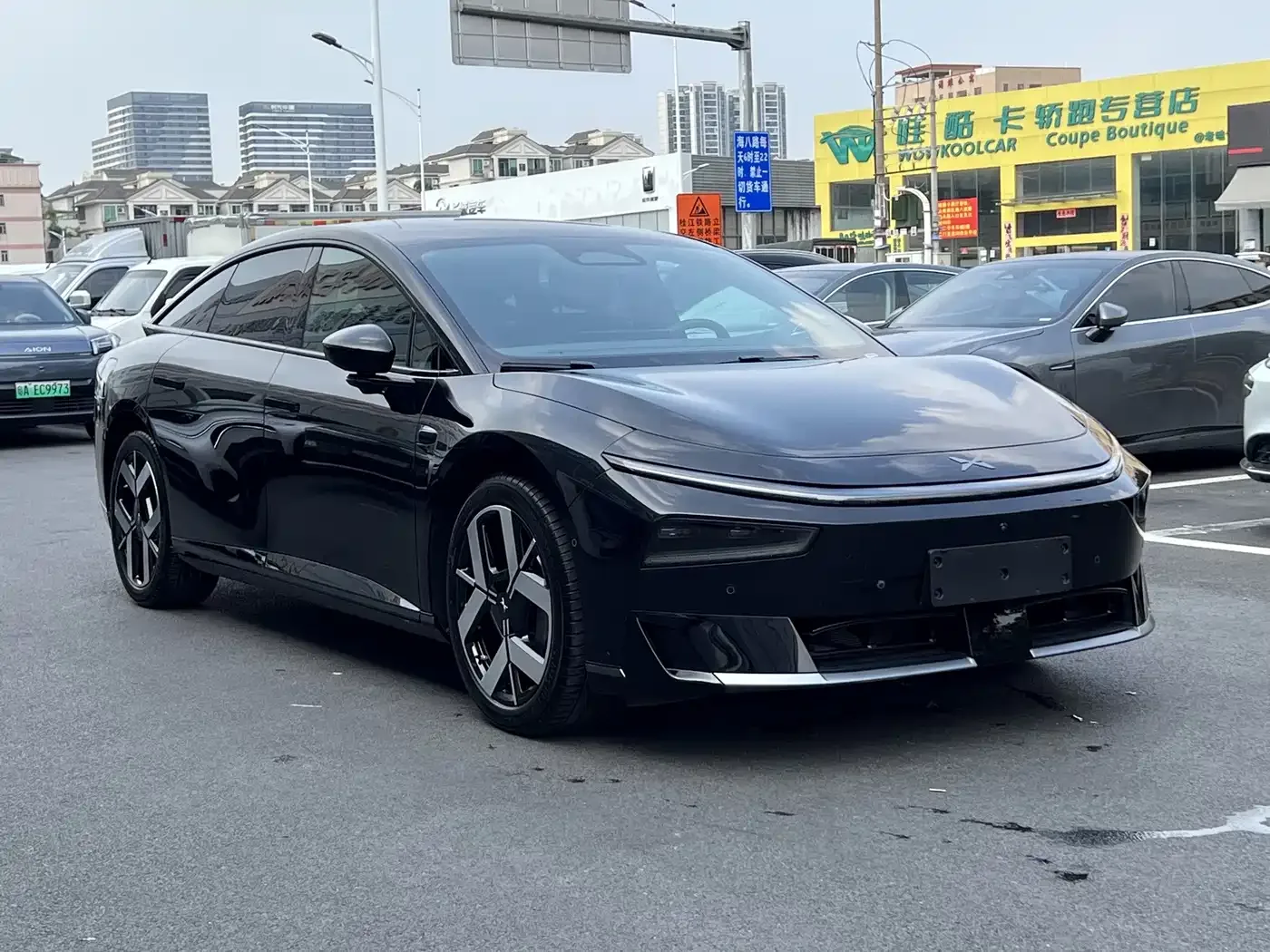 XPeng XPeng P7+ 2025 Extended Range — Фото автомобиля 9