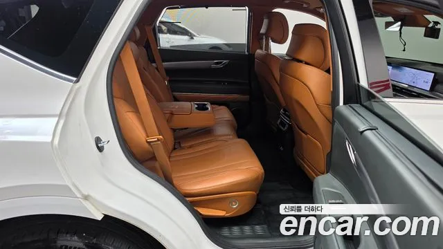 Genesis GV80 — Фото автомобиля 17
