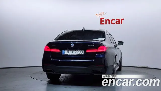 BMW 5-Series 5 серия (G30) — Фото автомобиля 4