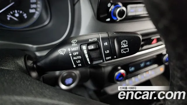 Hyundai Kona Новый Kona Бензин 2.0 2WD — Фото автомобиля 28