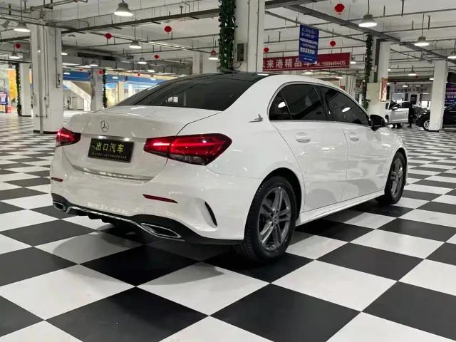 Mercedes-Benz A-Class — Фото автомобиля 9