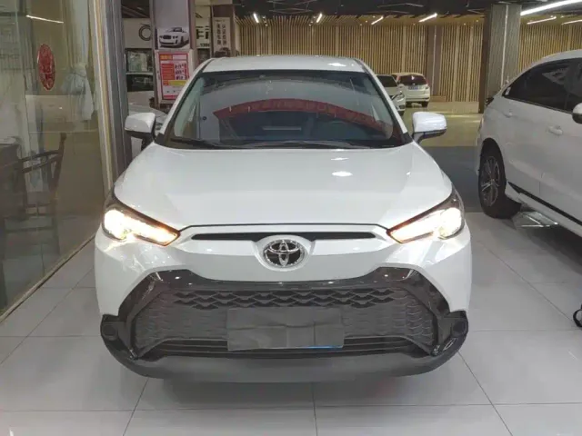Toyota Frontlander — Фото автомобиля 2