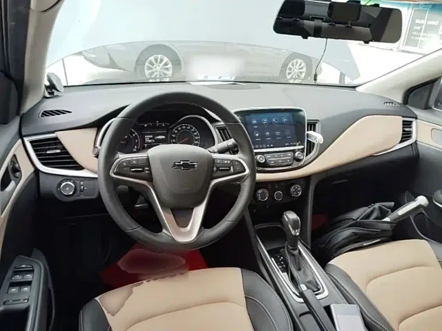 Chevrolet Monza — Фото автомобиля 9