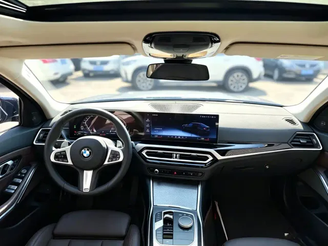BMW 3 Series — Фото автомобиля 2