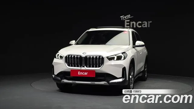 BMW X1 — Фото автомобиля 3