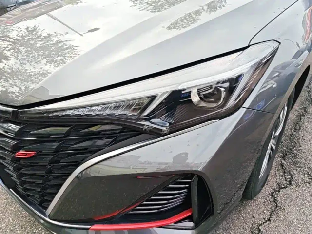 Changan Eado — Фото автомобиля 23