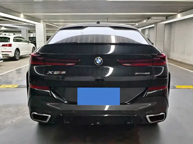 BMW X6 — Фото автомобиля 16