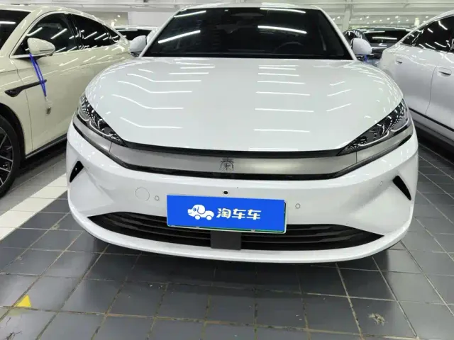 BYD Qin L — Фото автомобиля 2