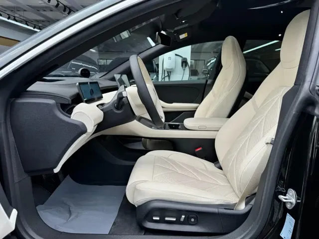 Nio ET5 Touring — Фото автомобиля 30