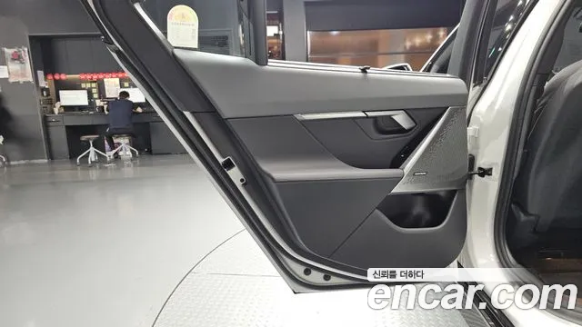 BMW 5-Series 5 серия (G60) 530i xDrive M Sport — Фото автомобиля 22