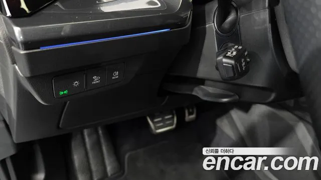 Audi Q4 e-tron — Фото автомобиля 18
